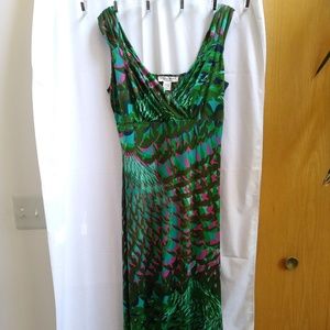NEW Maxi Dress Ruched V Neck Studio West Apparel